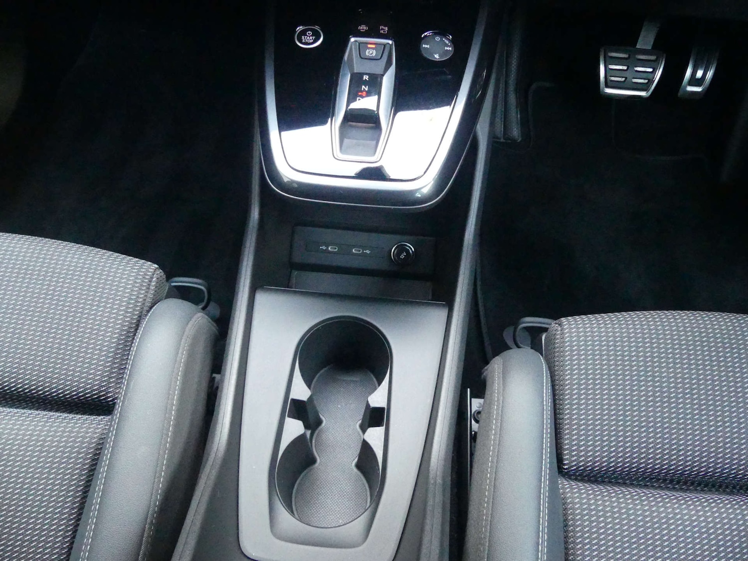 Used Audi Q4 e-tron 2023 for sale - 77975415: Photo 70