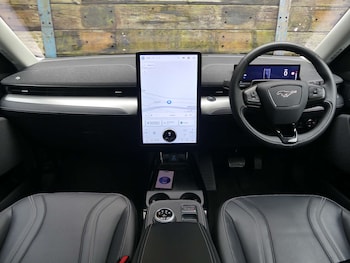 Used Ford Mustang Mach-E 2023 for sale - 77702627: Photo