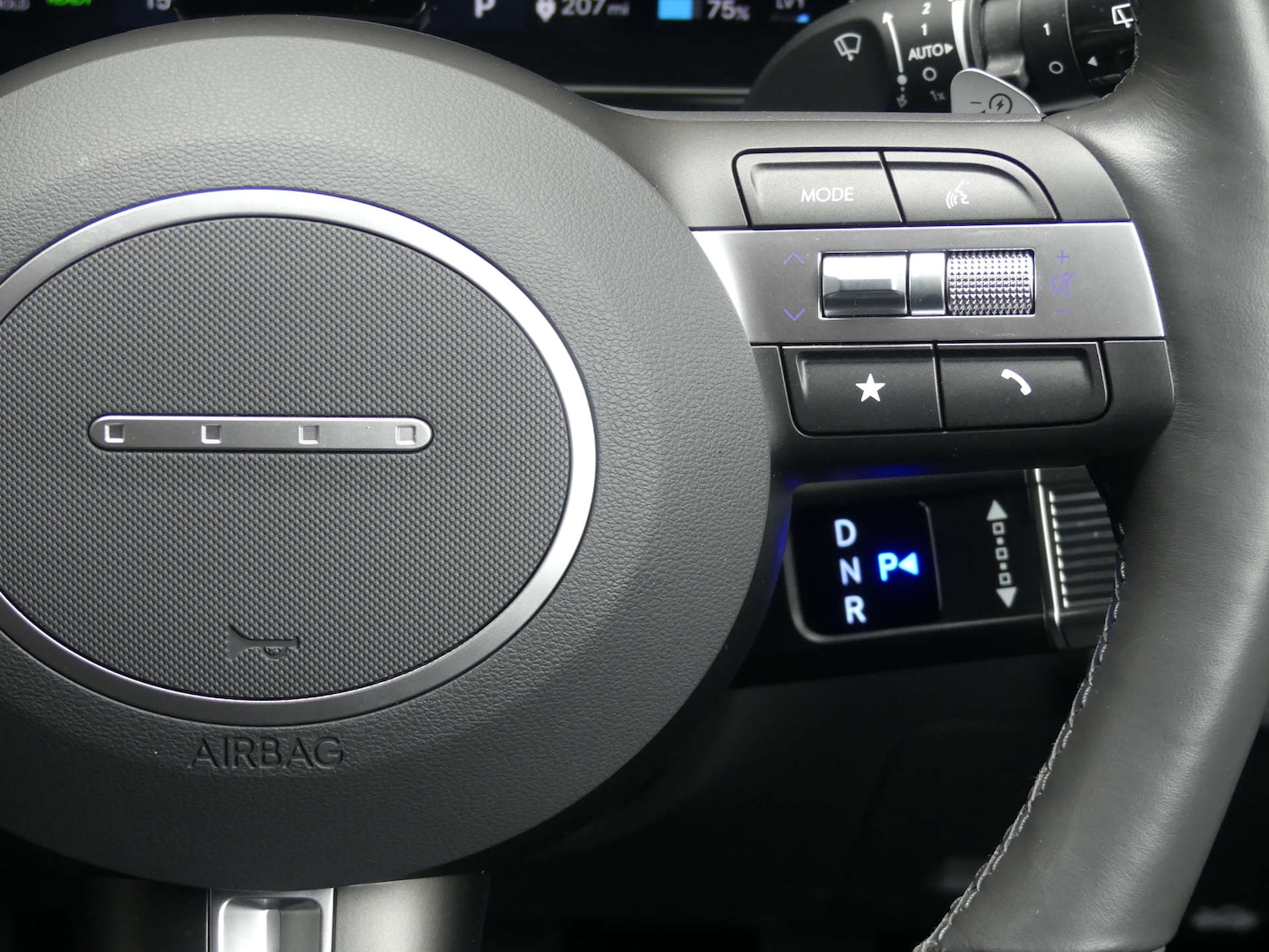 Used Hyundai KONA 2024 for sale - 76132419: Photo 58