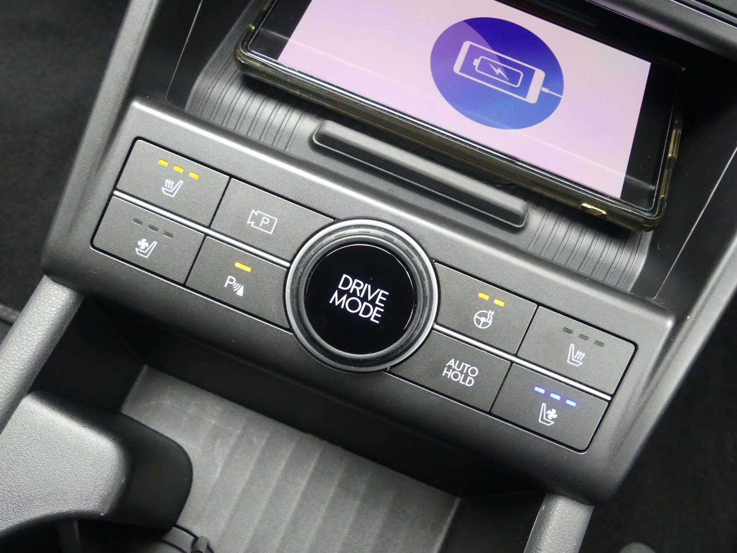 Used Hyundai KONA 2024 for sale - 76132419: Photo 76