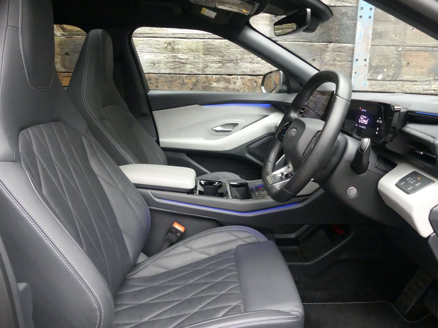 Used Ford Explorer 2024 for sale - 77240435: Photo 19