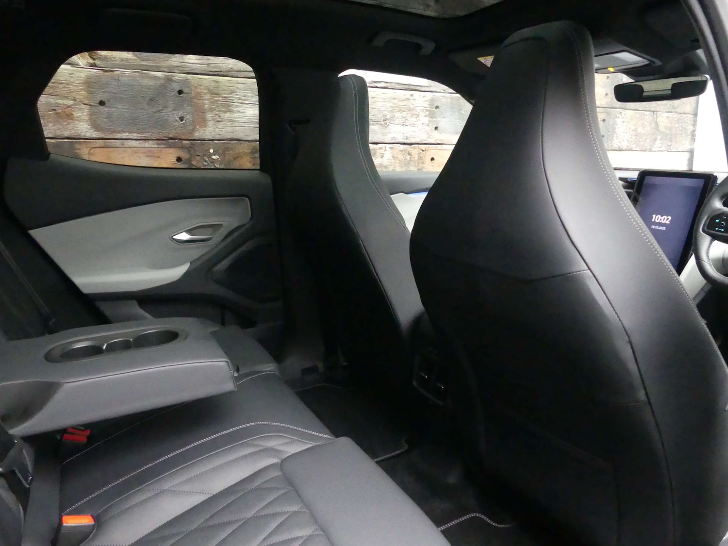 Used Ford Explorer 2024 for sale - 77240435: Photo 24