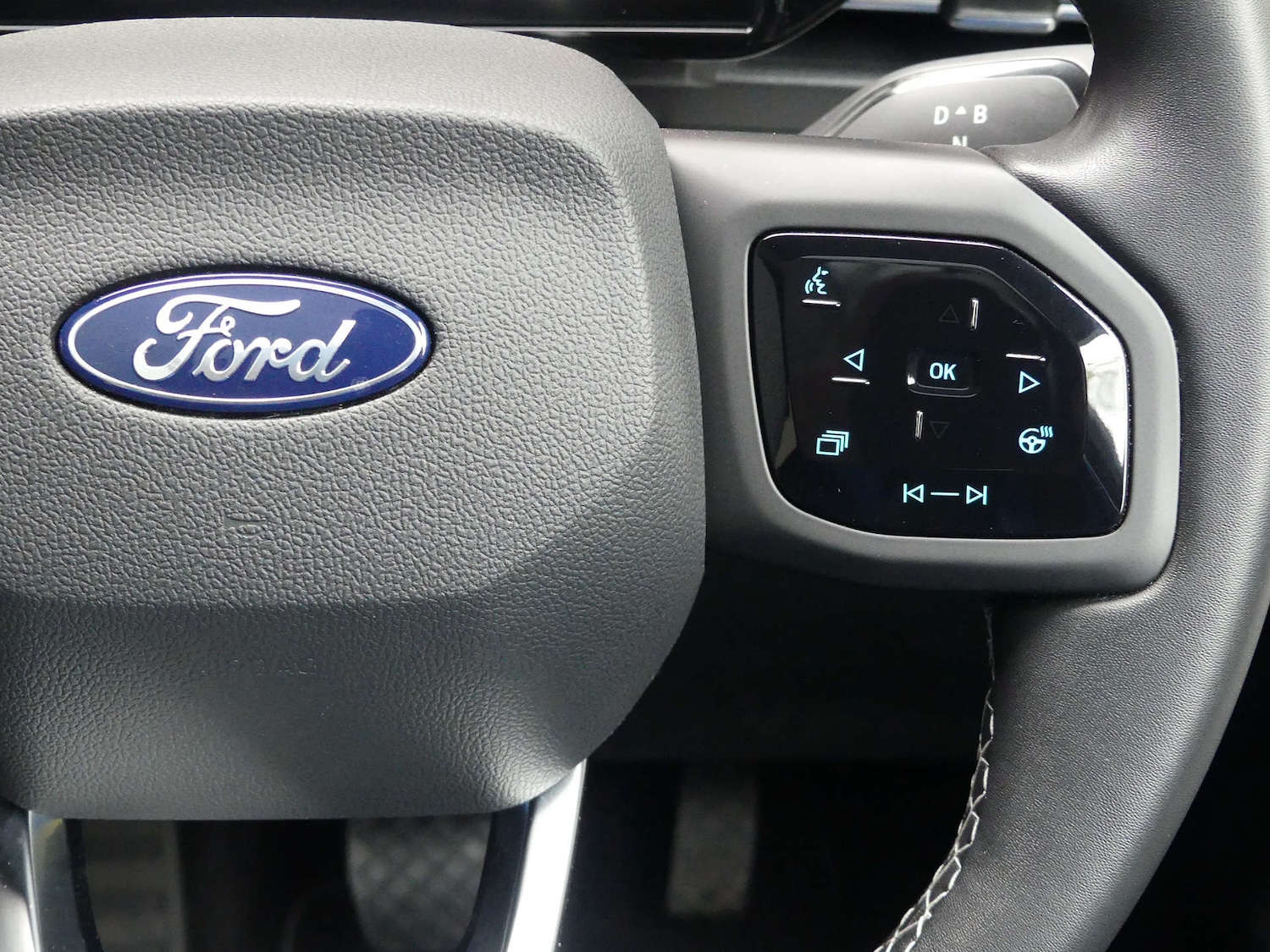 Used Ford Explorer 2024 for sale - 77240435: Photo 56