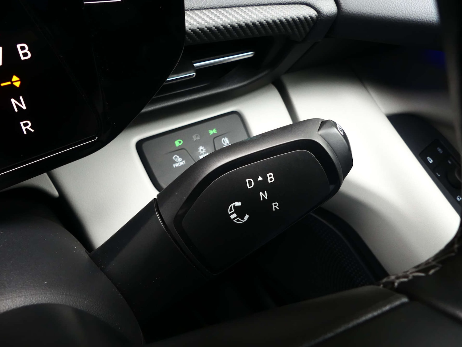 Used Ford Explorer 2024 for sale - 77240435: Photo 84