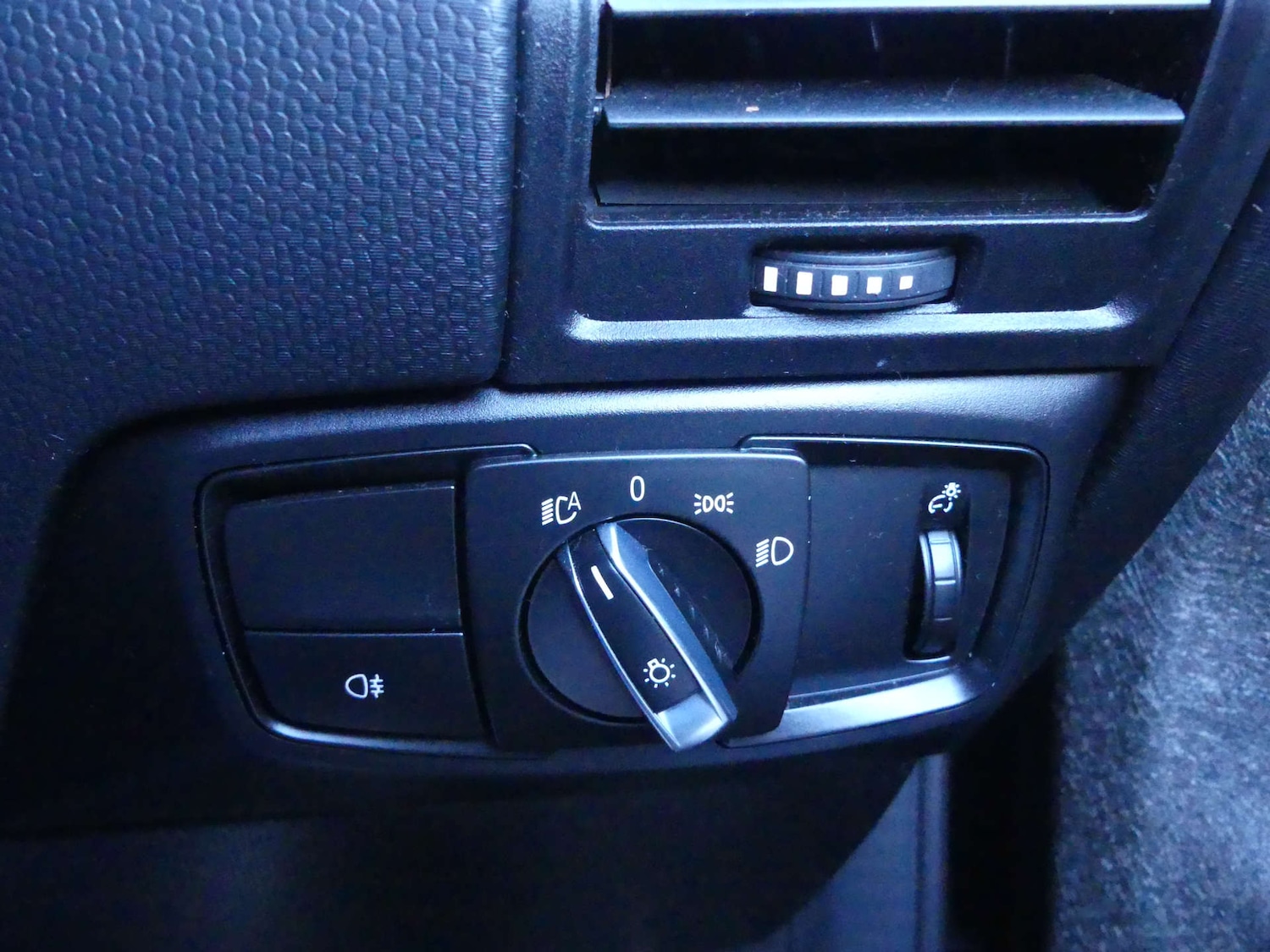 Used BMW i3 2017 for sale - 77022406: Photo 72