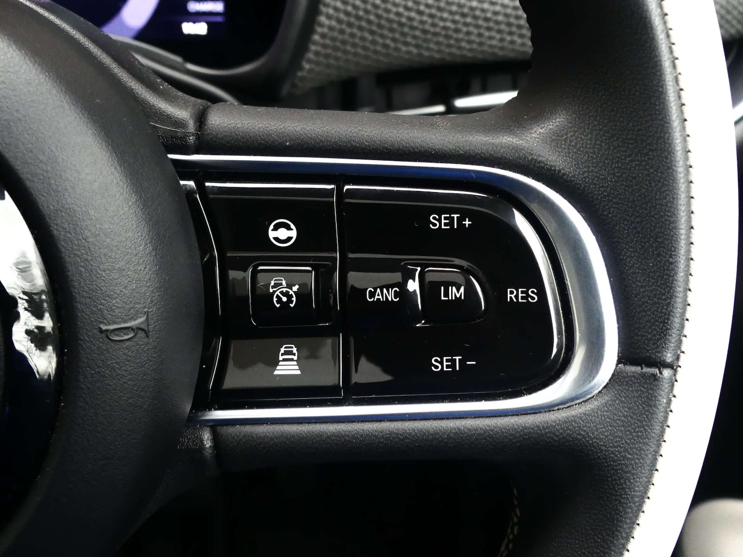 Used Fiat 500e 2022 for sale - 77628816: Photo 69