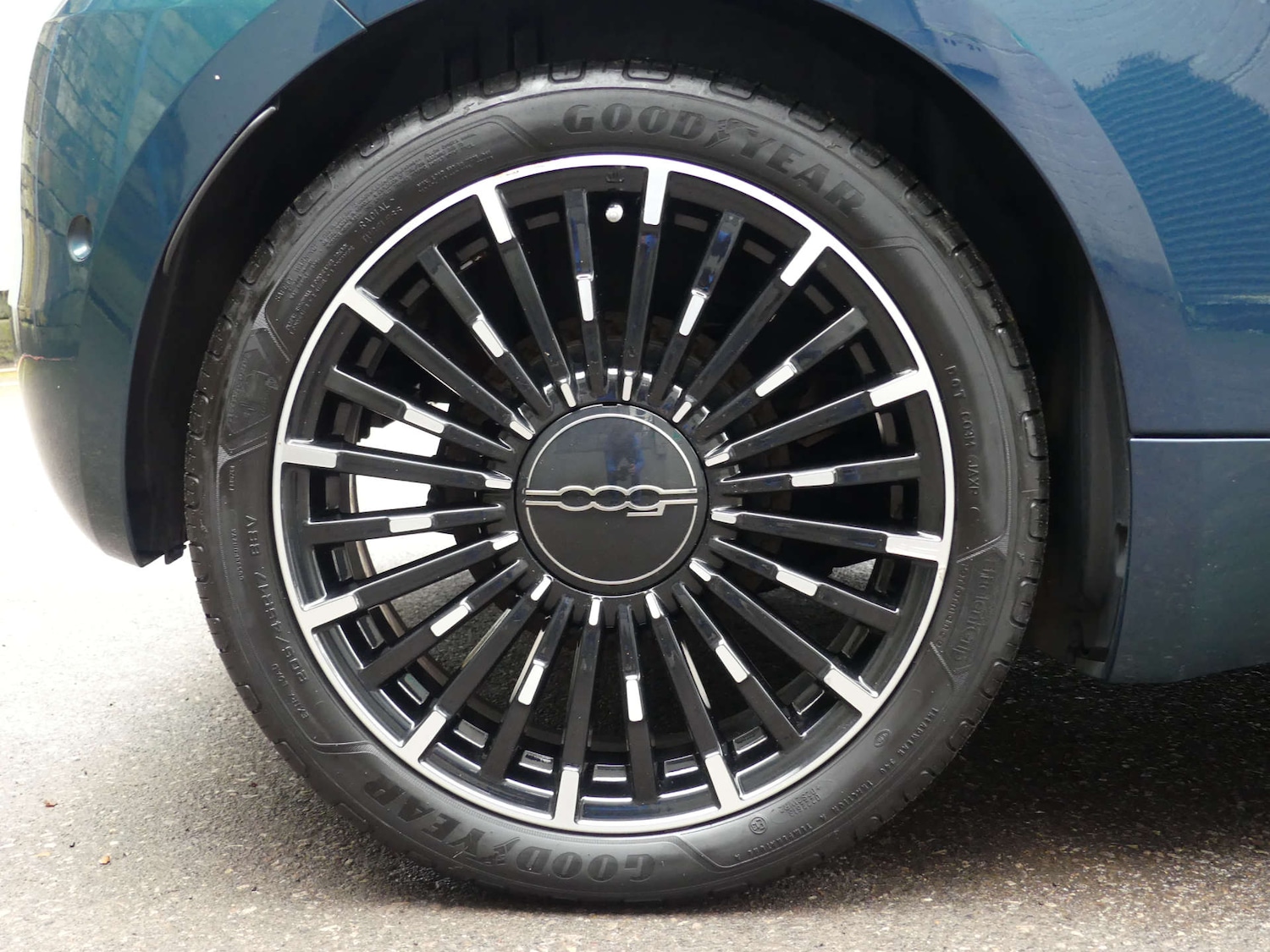 Used Fiat 500e 2022 for sale - 77628816: Photo 85