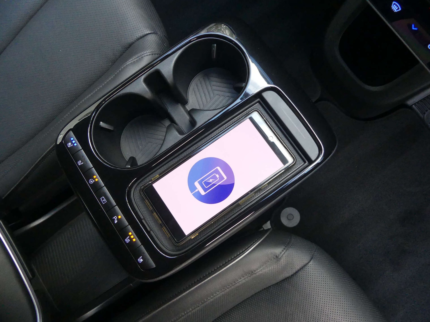 Used Hyundai IONIQ 5 2024 for sale - 77168080: Photo 10