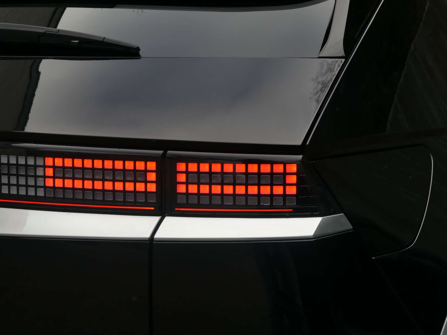 Used Hyundai IONIQ 5 2024 for sale - 77168080: Photo 99