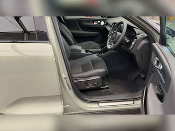 Used Volvo XC40 2022 for sale - 79775420: Photo
