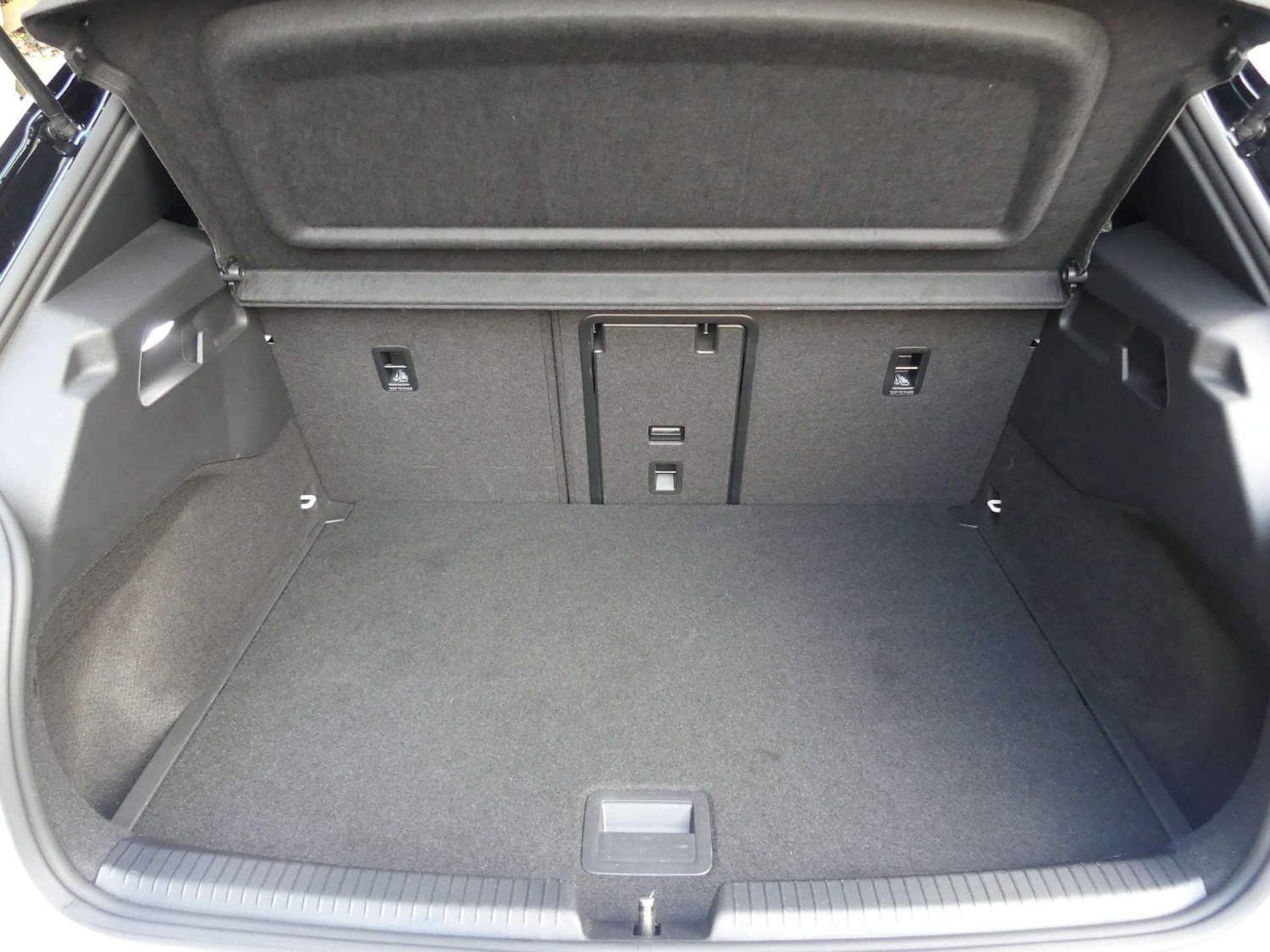 Used Volkswagen ID.3 2024 for sale - 77833276: Photo 82