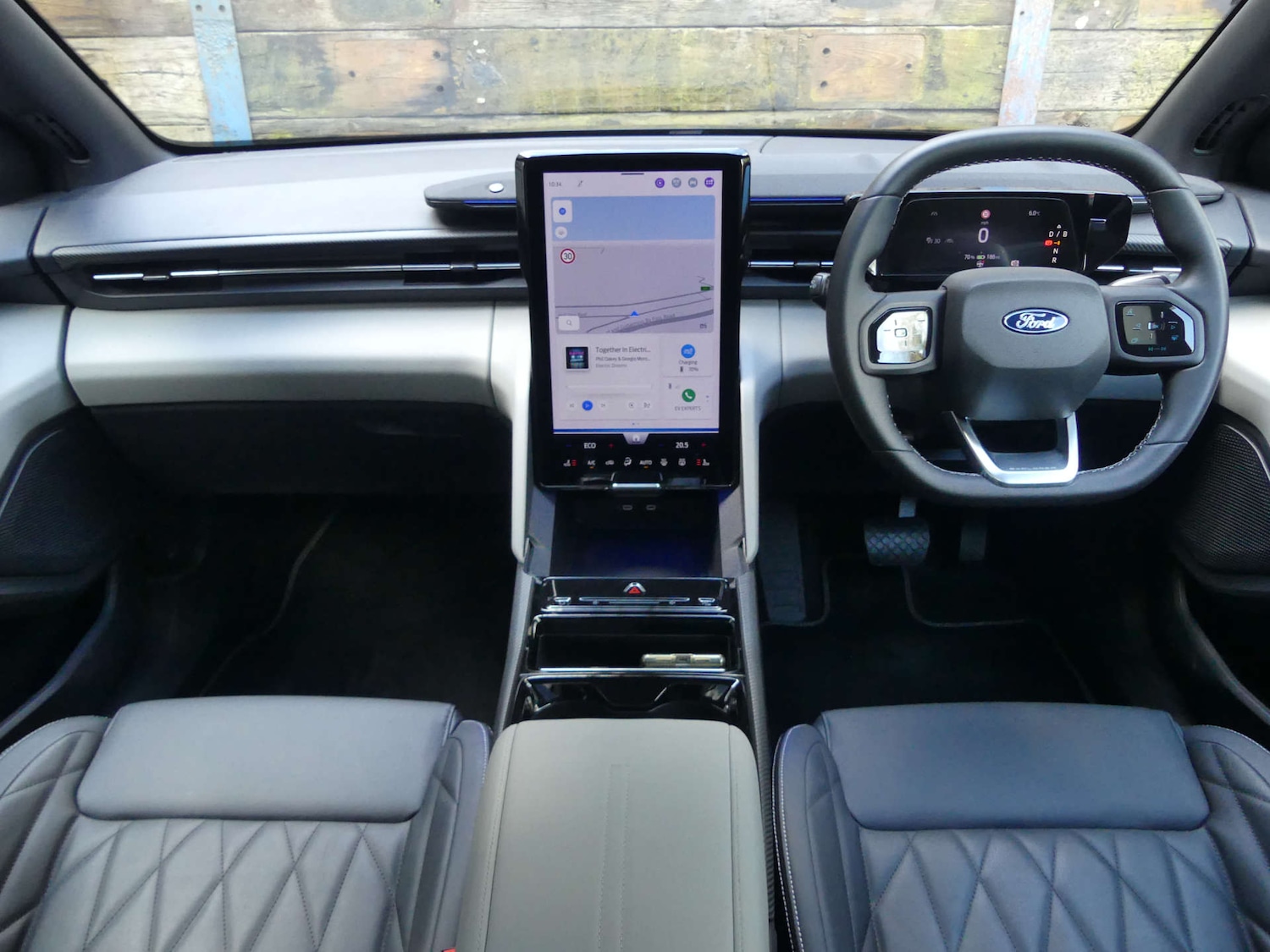 Used Ford Explorer 2025 for sale - 78031017: Photo 3