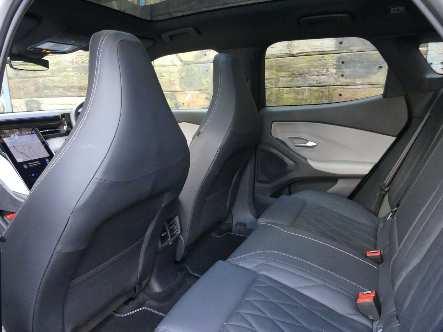 Used Ford Explorer 2025 for sale - 78031017: Photo 40