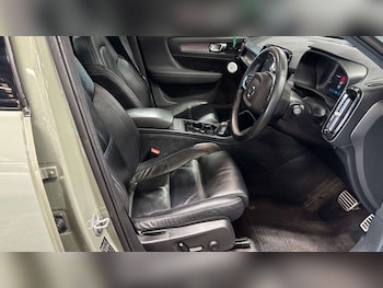 Used Volvo XC40 2021 for sale - 79258509: Photo