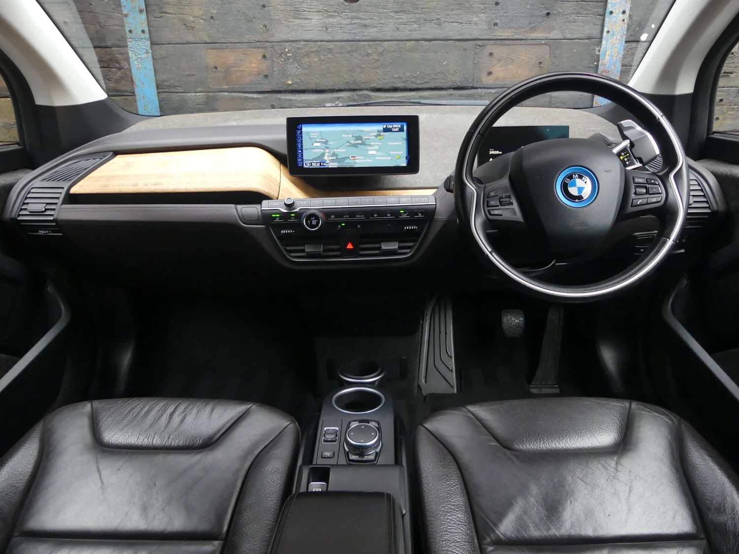Used BMW i3 2015 for sale - 77241512: Photo 2