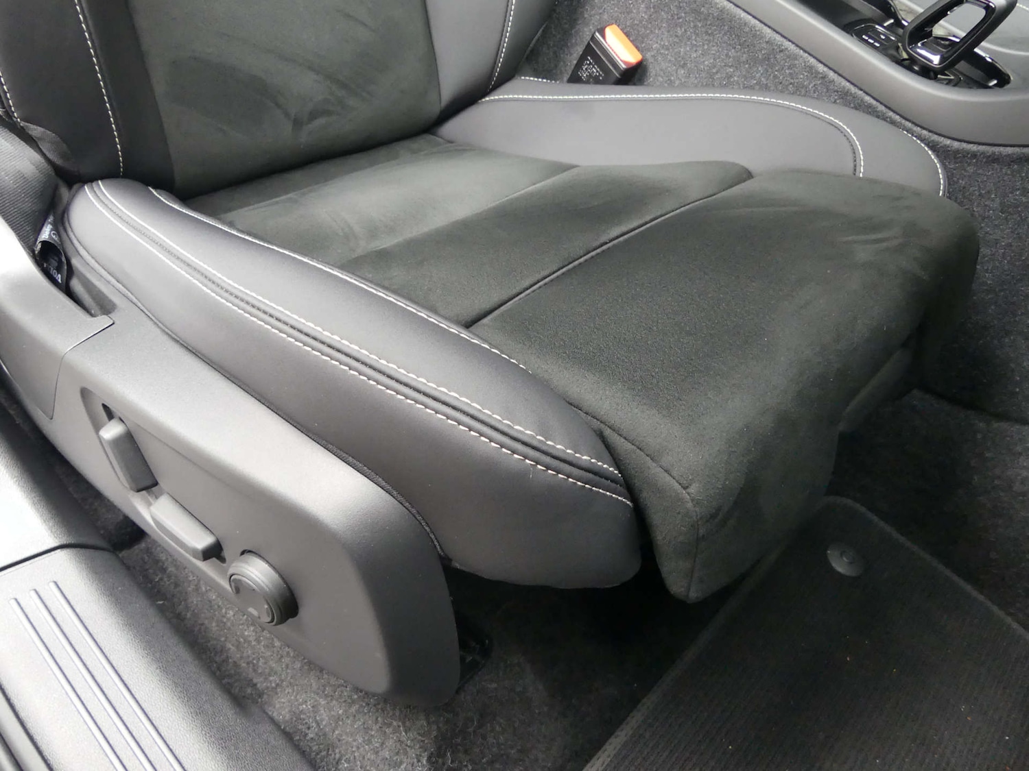 Used Volvo C40 2023 for sale - 76148239: Photo 18