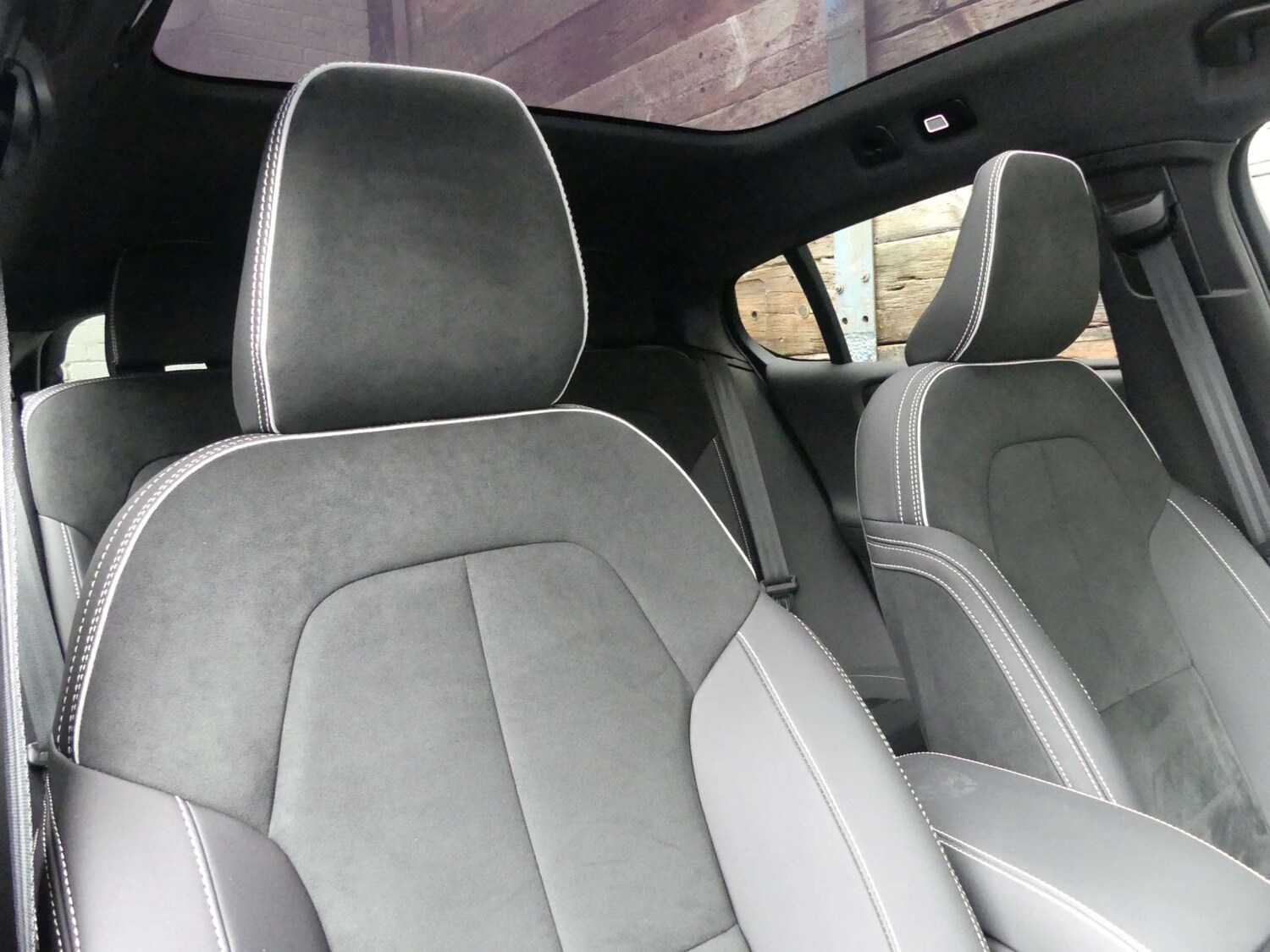 Used Volvo C40 2023 for sale - 76148239: Photo 19