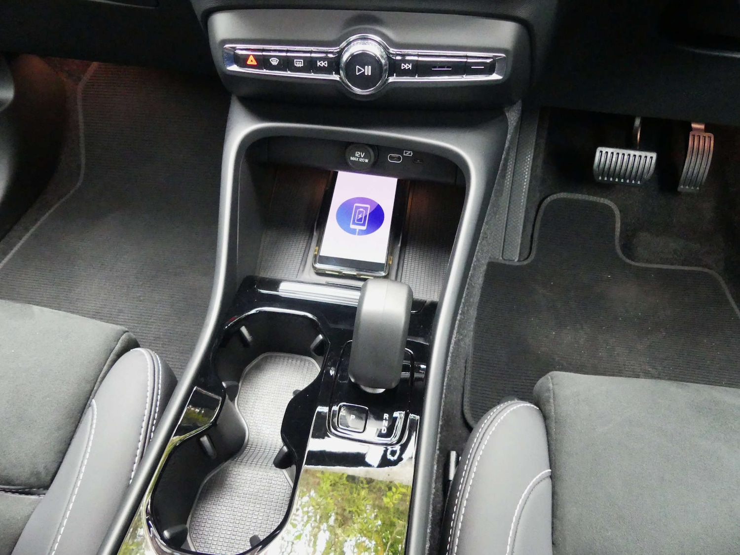 Used Volvo C40 2023 for sale - 76148239: Photo 69