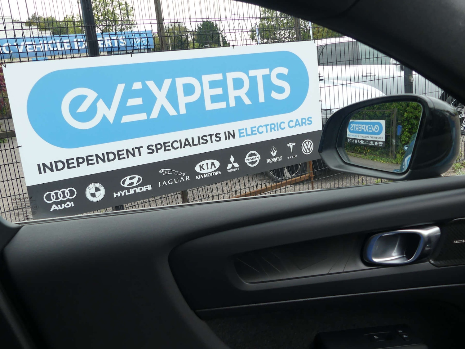 Used Volvo C40 2023 for sale - 76148239: Photo 8