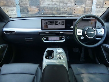 Used Genesis GV60 2023 for sale - 79187823: Photo