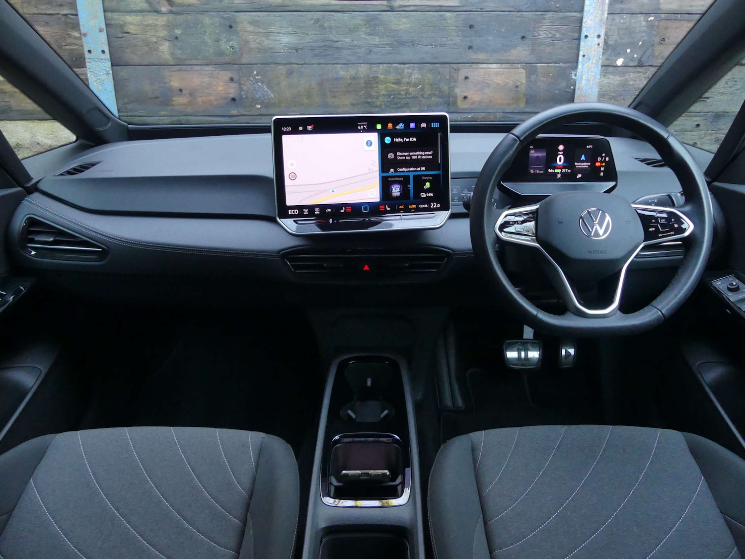 Used Volkswagen ID.3 2024 for sale - 76940215: Photo 2