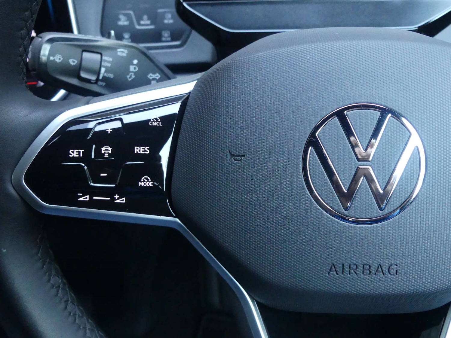 Used Volkswagen ID.3 2024 for sale - 76940215: Photo 48