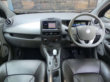 Used Renault Zoe 2018 for sale - 79184456: Photo