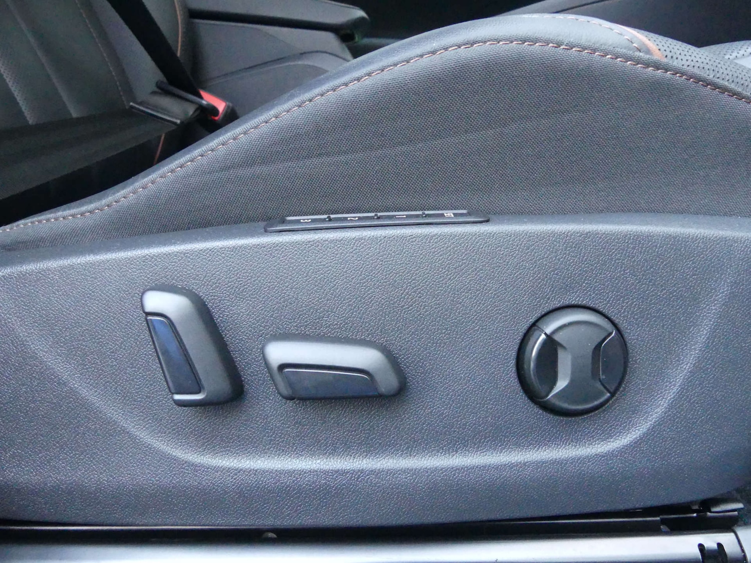 Used Skoda Enyaq 2022 for sale - 77087330: Photo 93