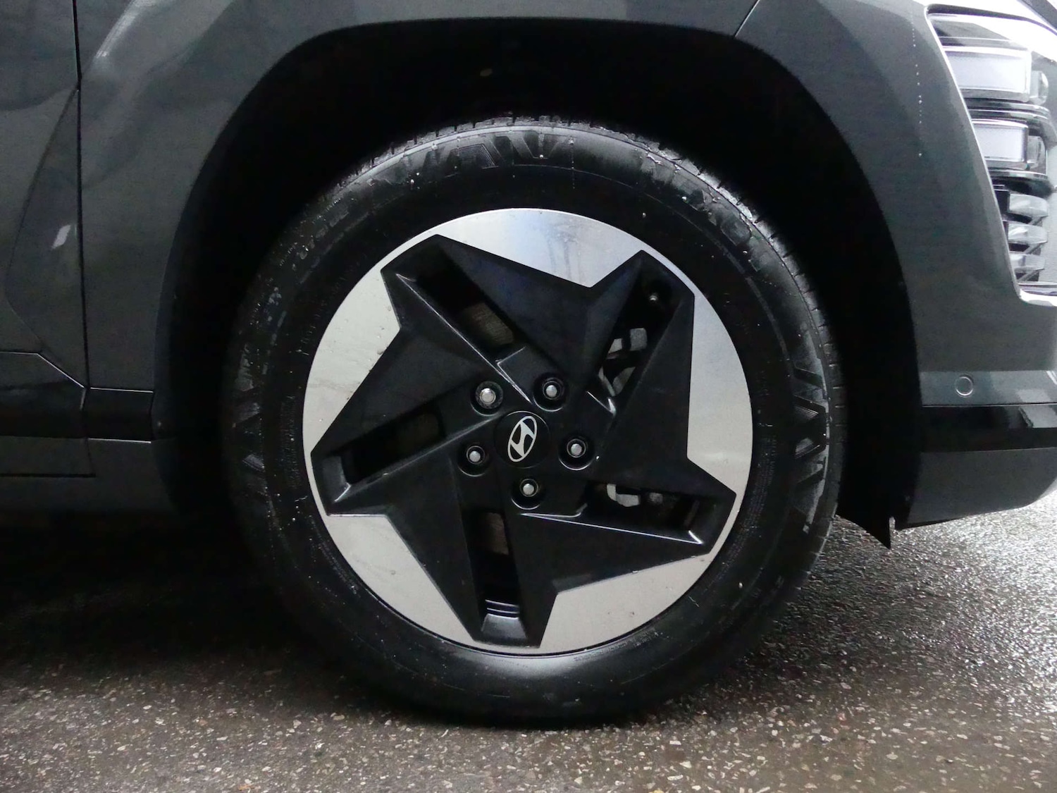 Used Hyundai KONA 2024 for sale - 76921265: Photo 100