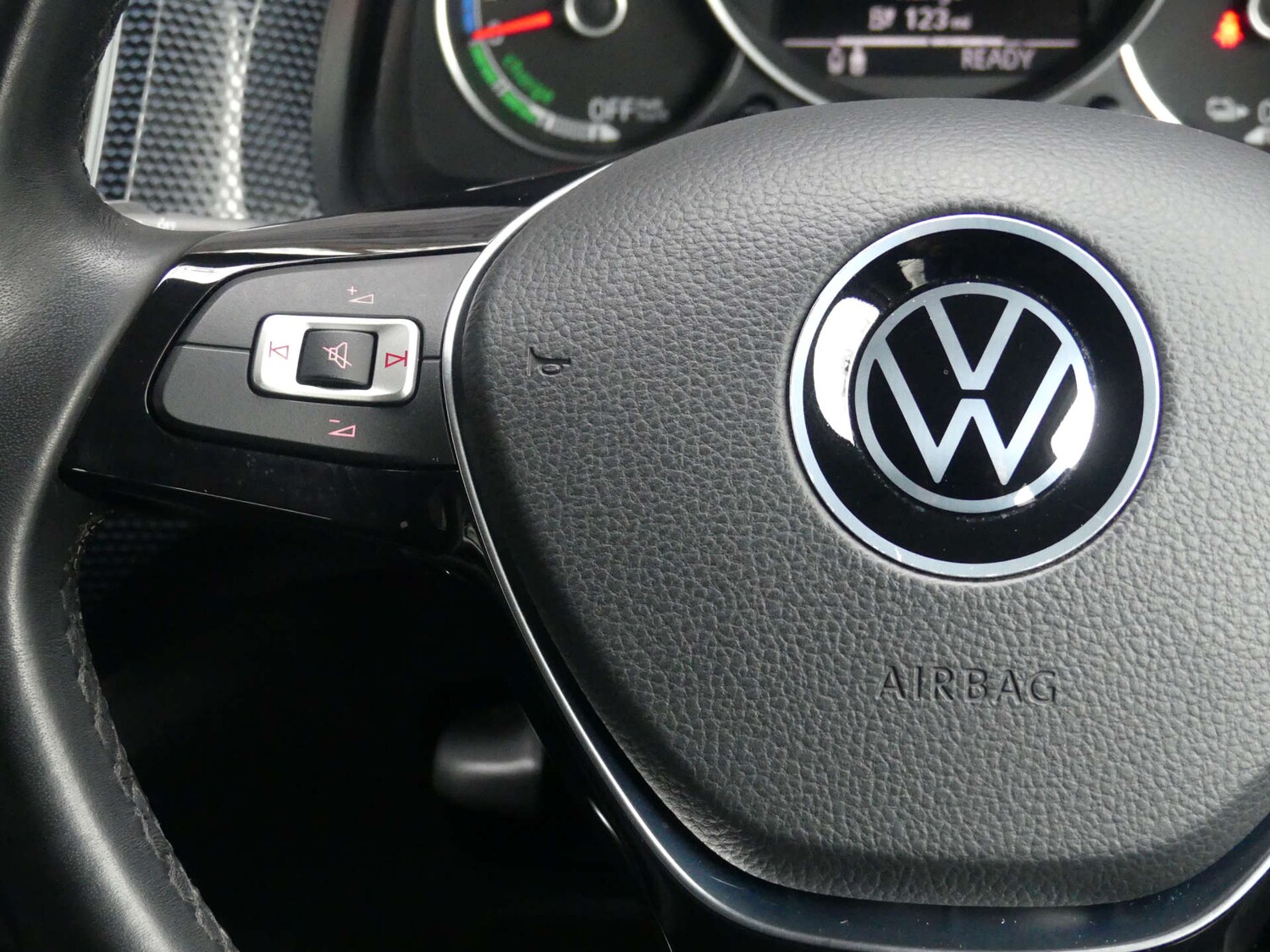 Used Volkswagen up! 2022 for sale - 77349814: Photo 47