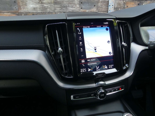 Used Volvo XC60 2018 for sale - 76277397: Photo 33