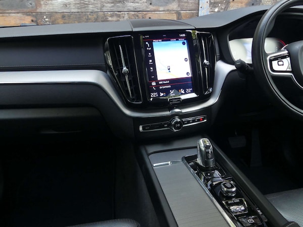 Used Volvo XC60 2018 for sale - 76277397: Photo 34
