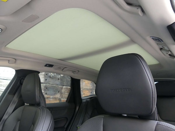 Used Volvo XC60 2018 for sale - 76277397: Photo 39