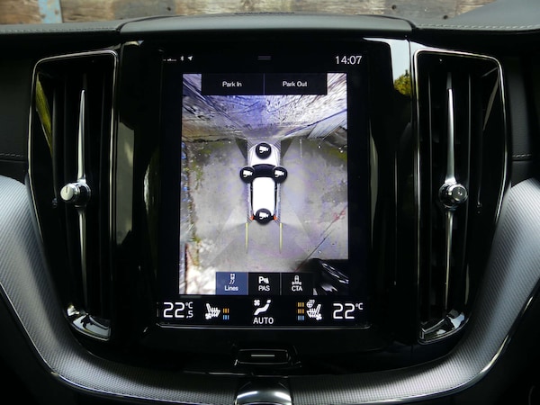 Used Volvo XC60 2018 for sale - 76277397: Photo 52