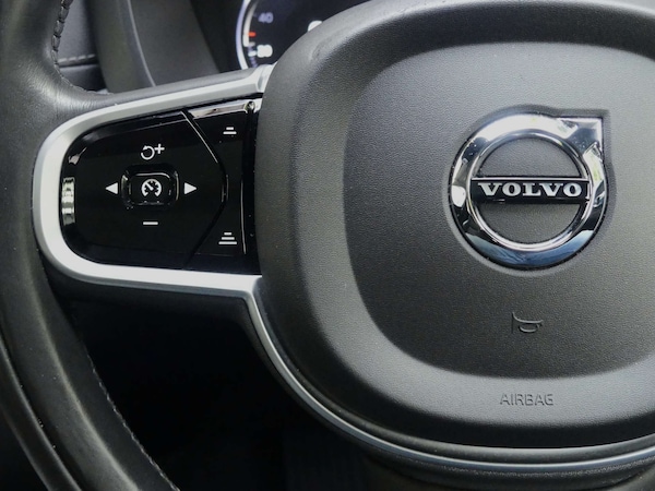 Used Volvo XC60 2018 for sale - 76277397: Photo 56