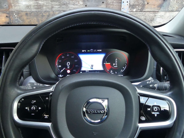 Used Volvo XC60 2018 for sale - 76277397: Photo 67
