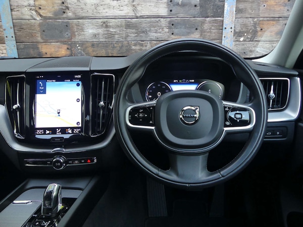 Used Volvo XC60 2018 for sale - 76277397: Photo 73