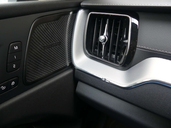 Used Volvo XC60 2018 for sale - 76277397: Photo 83
