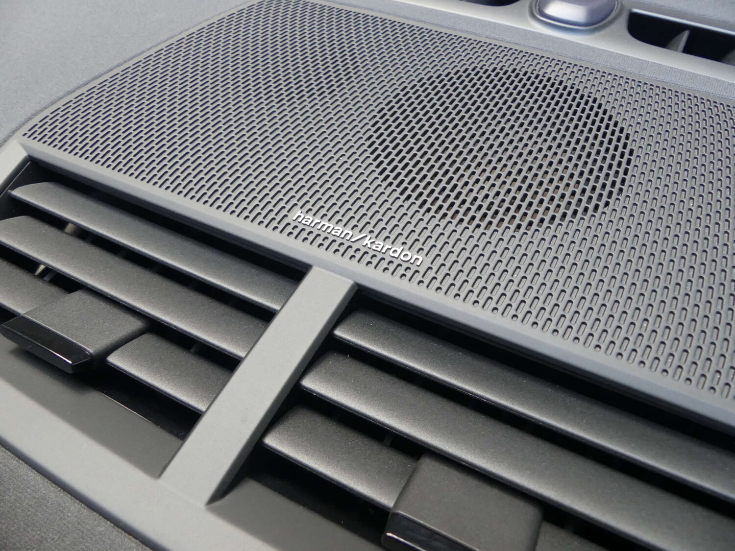 Used Polestar Polestar 2 2023 for sale - 76277409: Photo 63