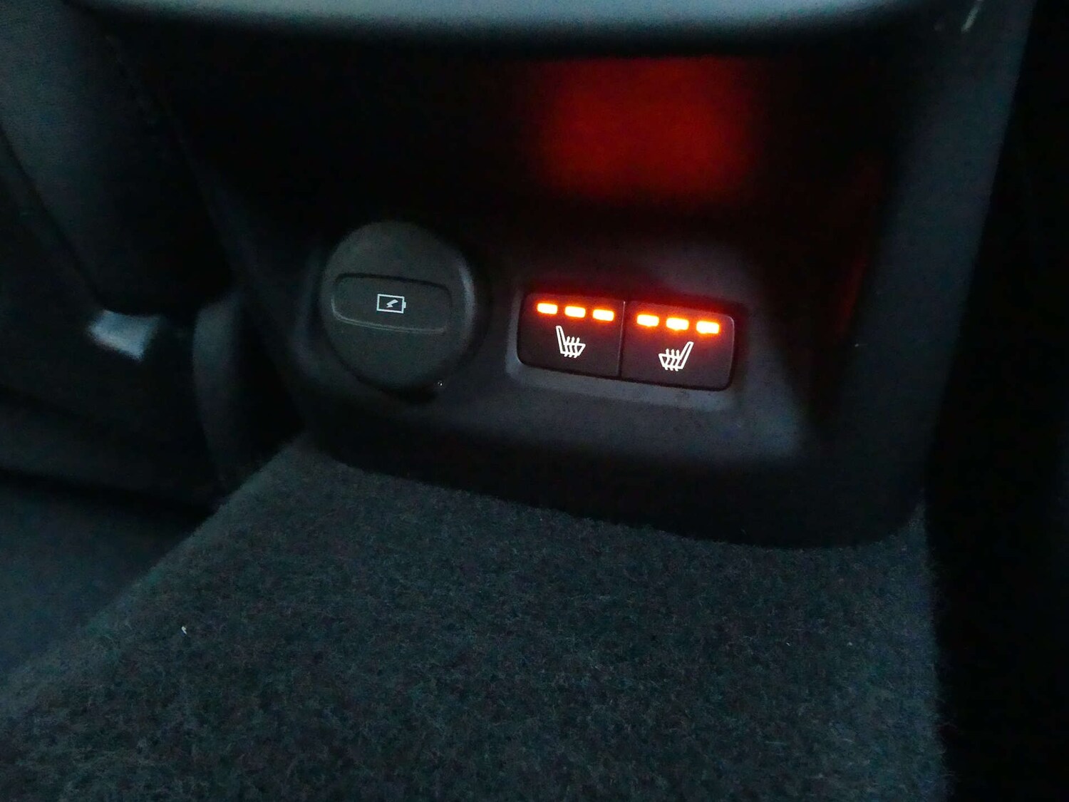 Used Polestar Polestar 2 2023 for sale - 76277409: Photo 70