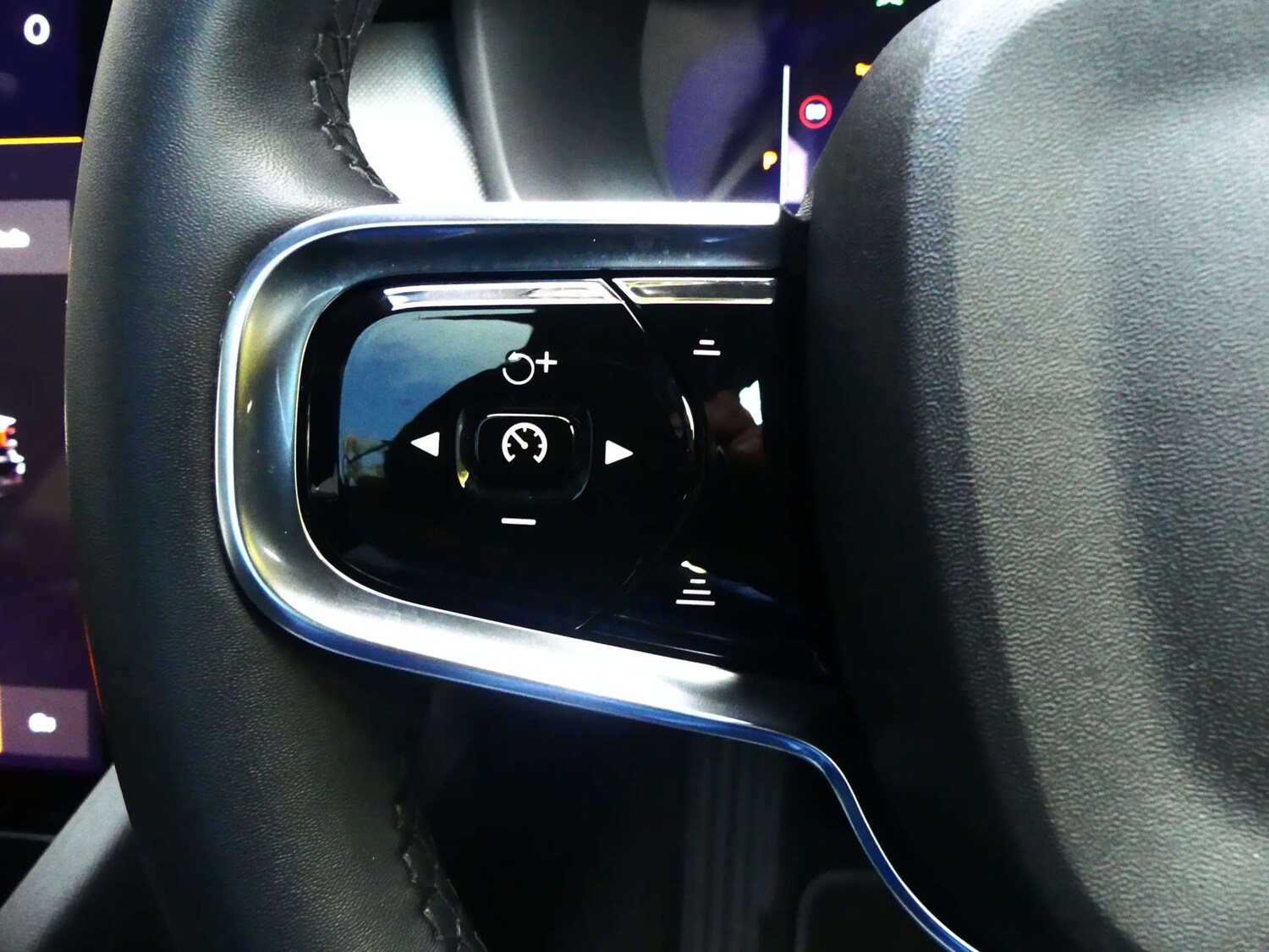 Used Polestar Polestar 2 2023 for sale - 76277409: Photo 71