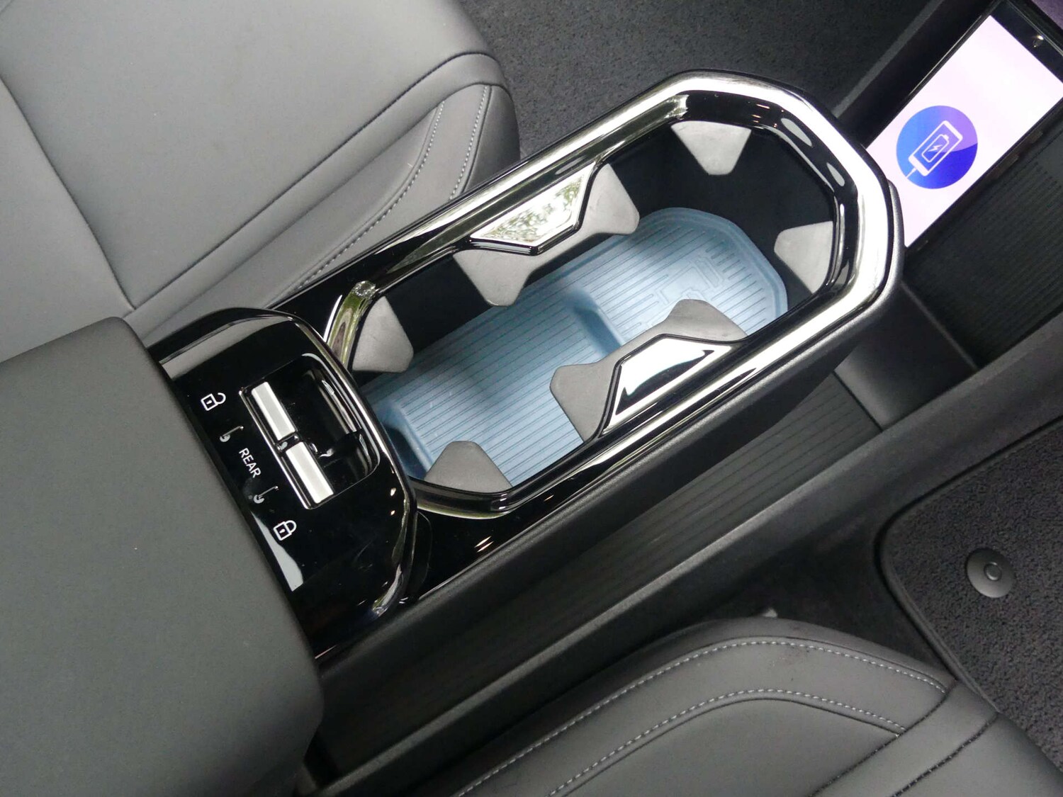 Used Volvo EX30 2024 for sale - 76277408: Photo 71