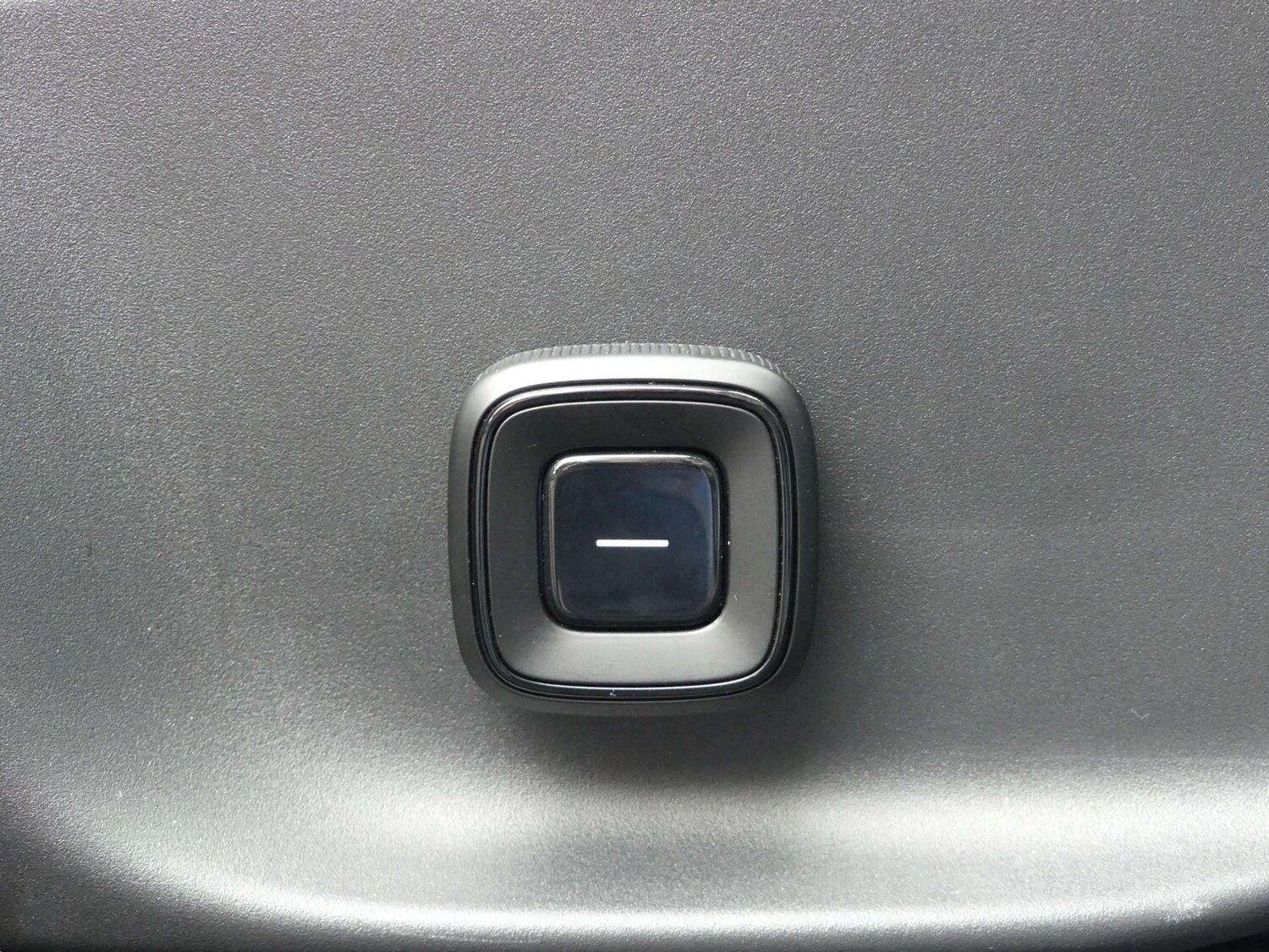 Used Volvo EX30 2024 for sale - 76277408: Photo 79