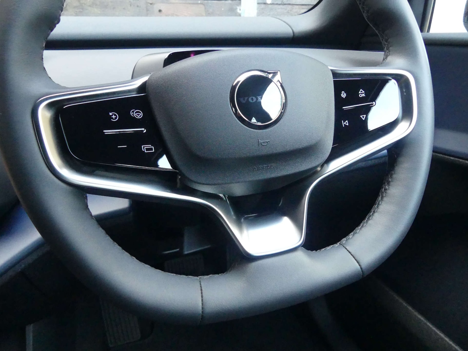 Used Volvo EX30 2024 for sale - 76767903: Photo 30