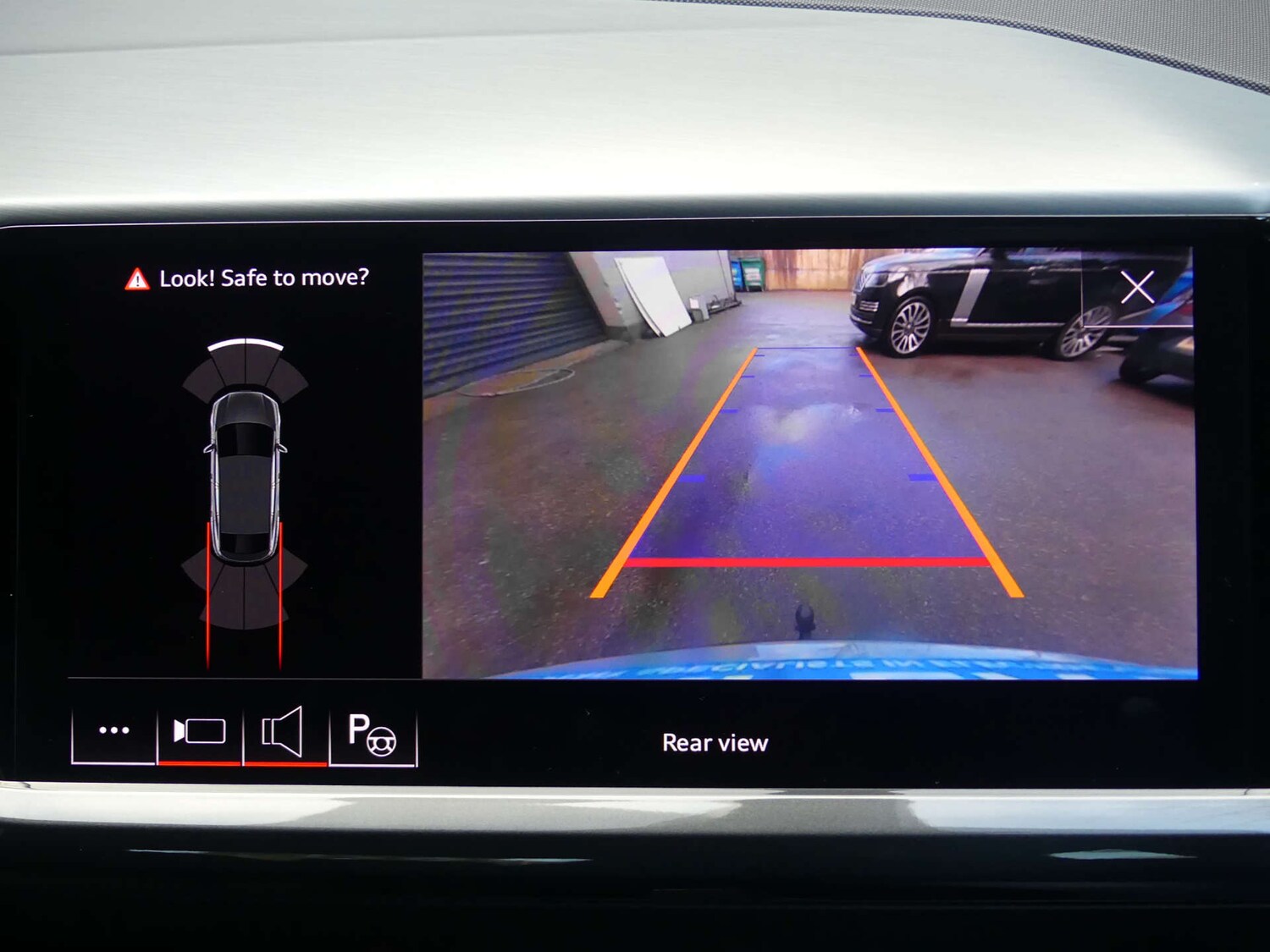 Used Audi Q4 e-tron 2022 for sale - 76591214: Photo 45