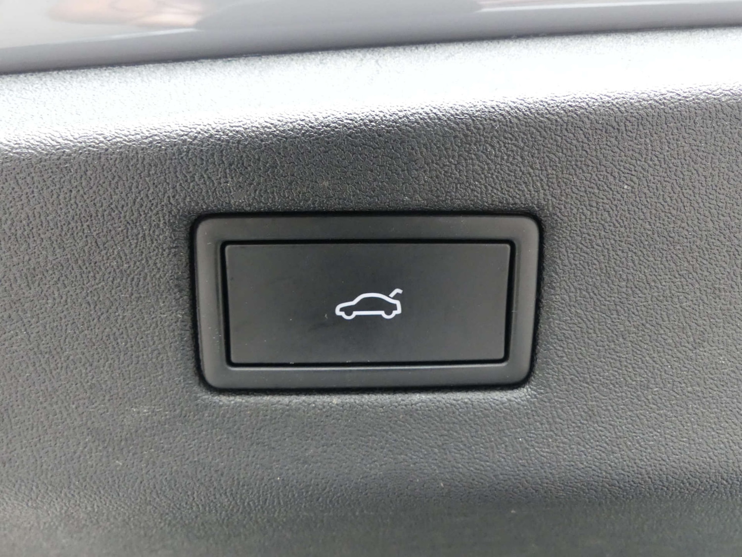 Vehicle 100