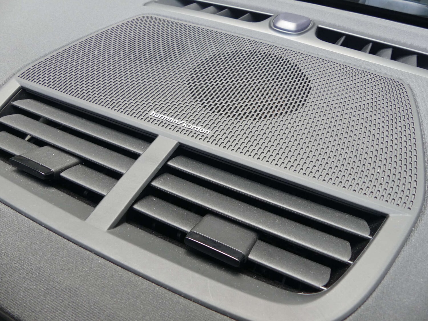 Used Polestar Polestar 2 2023 for sale - 76277419: Photo 63