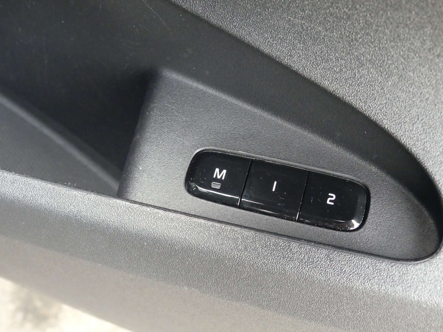 Used Polestar Polestar 2 2023 for sale - 76277419: Photo 76