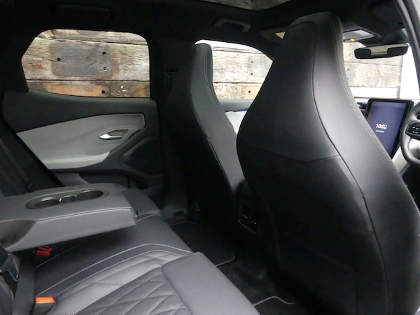 Used Ford Explorer 2024 for sale - 76263527: Photo 24
