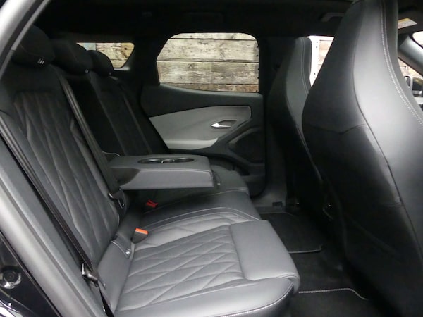 Used Ford Explorer 2024 for sale - 76263527: Photo 25